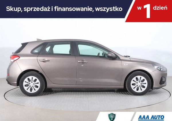 Hyundai I30 cena 68000 przebieg: 31592, rok produkcji 2022 z Dobiegniew małe 254